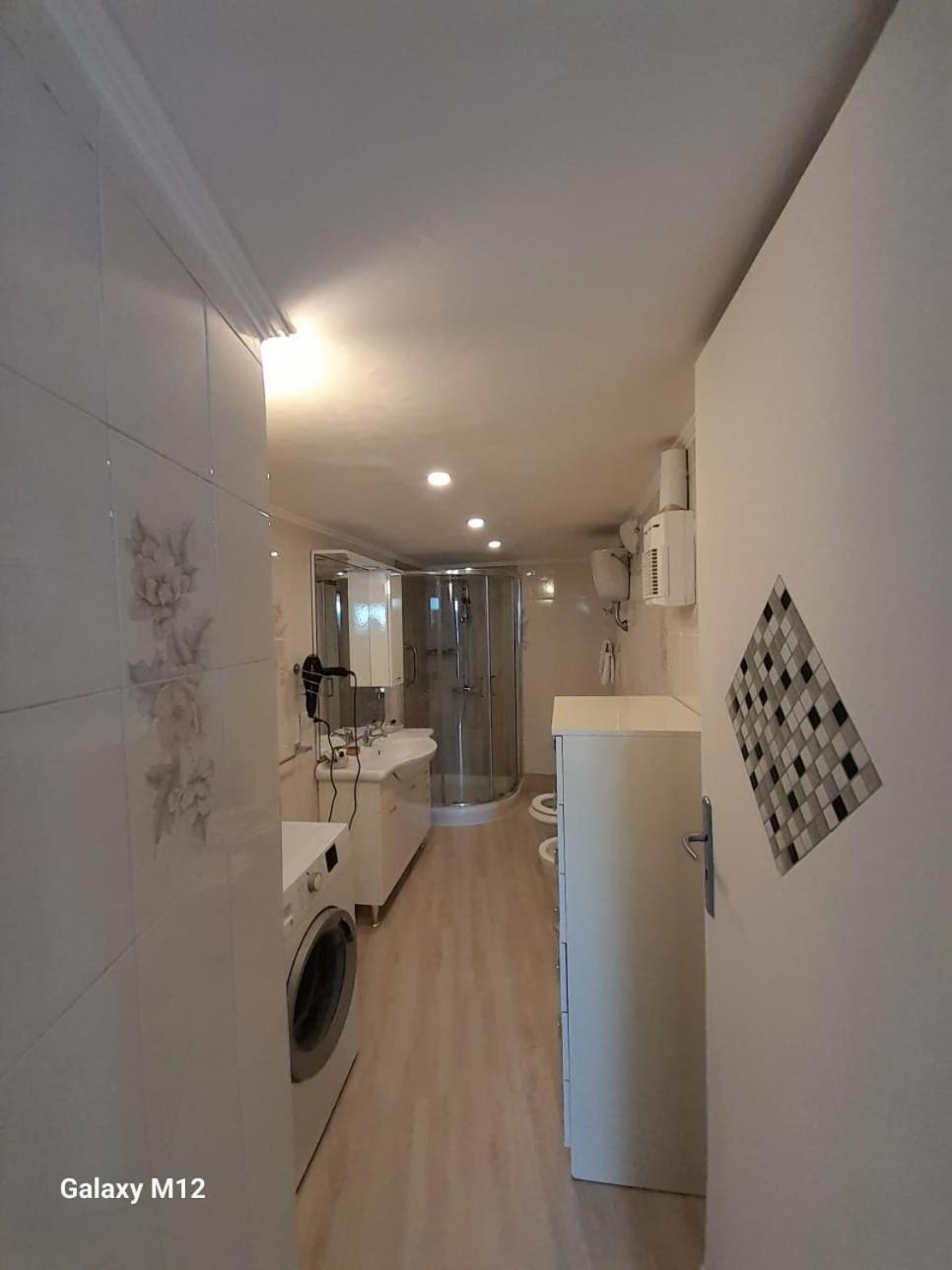 דירות פרוסידה Residenza Mena Marina Corricella מראה חיצוני תמונה